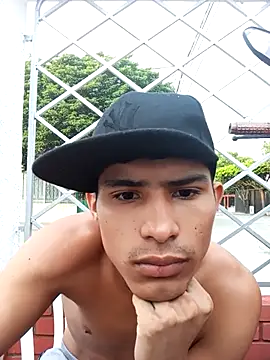 Snapshot of damian_fort1 chatting on 10-30-25, 11:11 damian fort1 online show from 10-30-25, 11:11