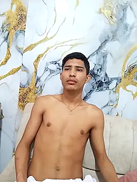 Snapshot of damian_fort1 chatting on 11-01-25, 09:55 damian fort1 online show from 11-01-25, 09:55