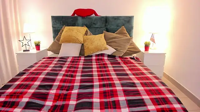 babyyullii online show from 03-25-26, 05:35