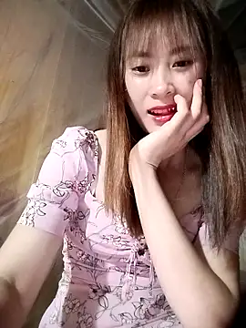 Em xinh01 online show from 03-25-26, 01:17