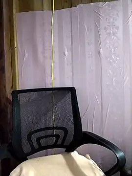 Em xinh01 online show from 04-14-26, 01:50