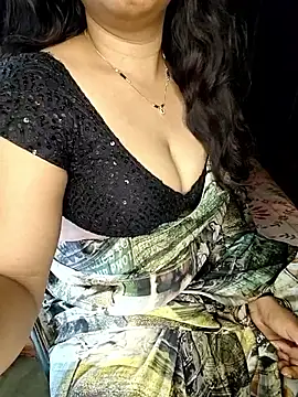 shreyareddy99 online show from 03-15-26, 11:49