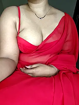 shreyareddy99 online show from 04-21-26, 03:39