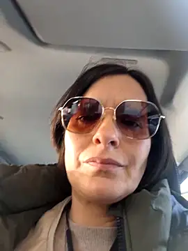 Piediniecollant online show from 03-24-26, 11:04