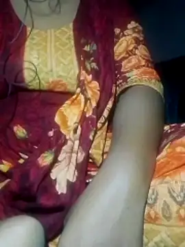Liza0103 online show from 05-11-26, 05:43