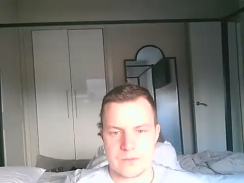 Snapshot of scotsman202513 chatting on 10-28-25, 09:02 scotsman202513 online show from 10-28-25, 09:02