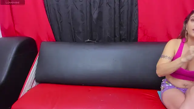 In my room anything goes online show from 07-10-26, 03:55