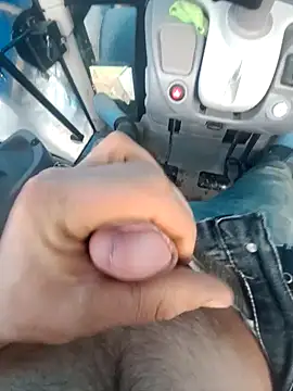 Snapshot of Adam_23c chatting on 03-04-26, 09:37 Adam 23c online show from 03-04-26, 09:37