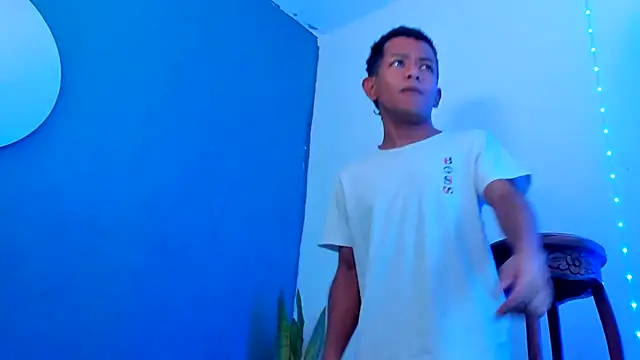 wild best online show from 11-08-25, 07:56