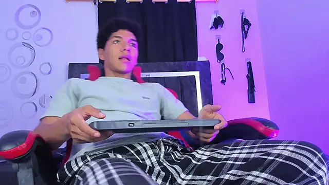 Maximiliano Khalil online show from 12-01-25, 07:41