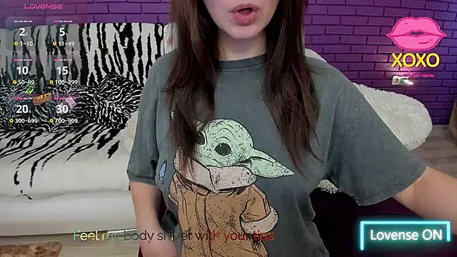 GlowMimi online show from 04-11-26, 01:15