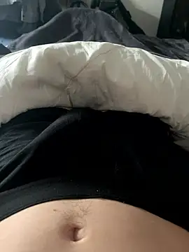 Snapshot of rb2357 chatting on 01-12-26, 11:59 rb2357 online show from 01-12-26, 11:59