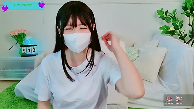 Snapshot of KIRINO_xx_ chatting on 11-10-25, 02:21 KIRINO xx online show from 11-10-25, 02:21