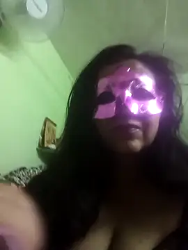 LOVE  RANI online show from 06-22-26, 12:02