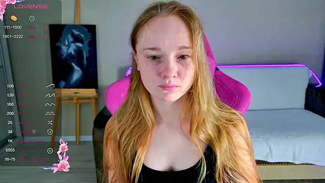 Snapshot of Shawty_Mia chatting on 02-19-26, 07:21 Shawty Mia online show from 02-19-26, 07:21