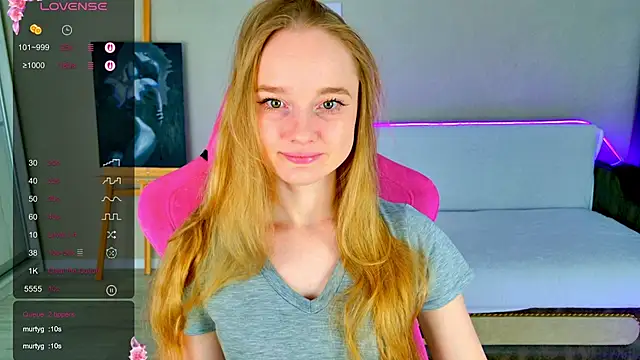 Snapshot of Shawty_Mia chatting on 03-08-26, 12:53 Shawty Mia online show from 03-08-26, 12:53