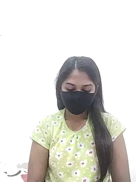 Green LaDY66 online show from 11-07-25, 04:56