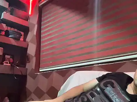 Bbydaddy 0 online show from 12-02-25, 01:11