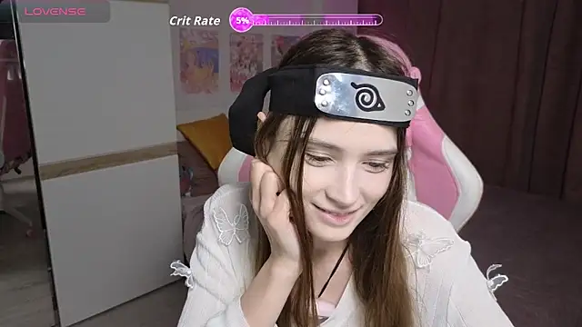 Hana Flo  online show from 11-04-25, 01:54