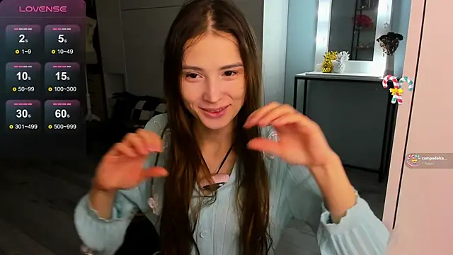 Hana Flo  online show from 12-18-25, 02:12