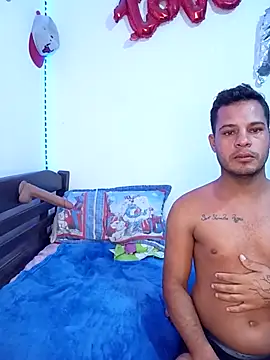 Snapshot of Reyes_89 chatting on 11-03-25, 05:31 Reyes 89 online show from 11-03-25, 05:31