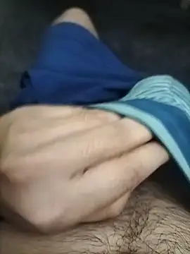 Snapshot of SentScruples chatting on 12-01-25, 10:53 SentScruples online show from 12-01-25, 10:53