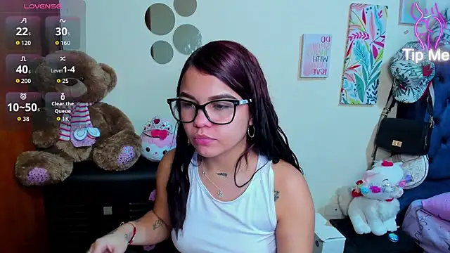 Emma boo online show from 01-14-26, 10:36