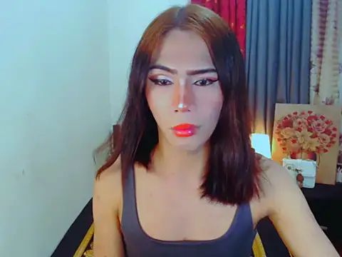 EXOTICGEORGINA online show from 11-24-25, 10:04