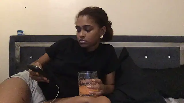 Coffeesyrup69 online show from 11-17-25, 02:28