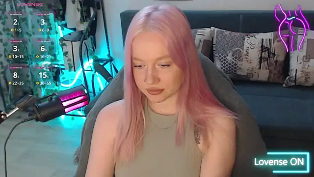 Snapshot of lisa_alen chatting on 11-03-25, 12:28 lisa alen online show from 11-03-25, 12:28