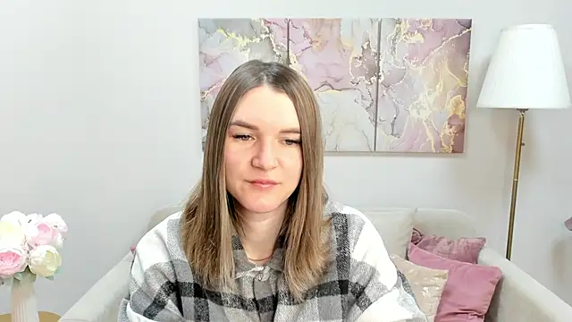 Snapshot of AriaAmaren chatting on 11-10-25, 11:48 AriaAmaren online show from 11-10-25, 11:48