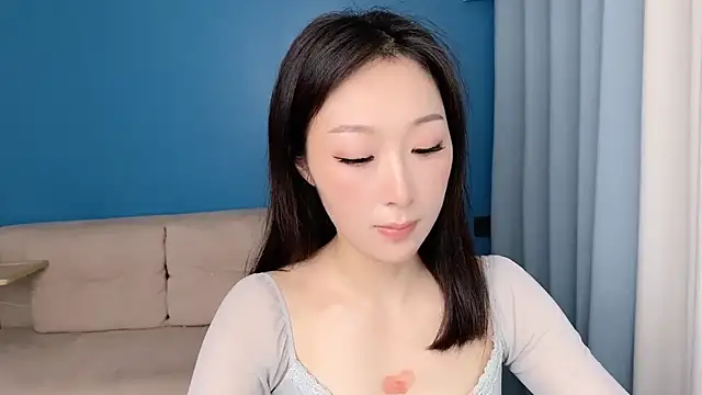 ella55-- online show from 04-11-26, 07:45