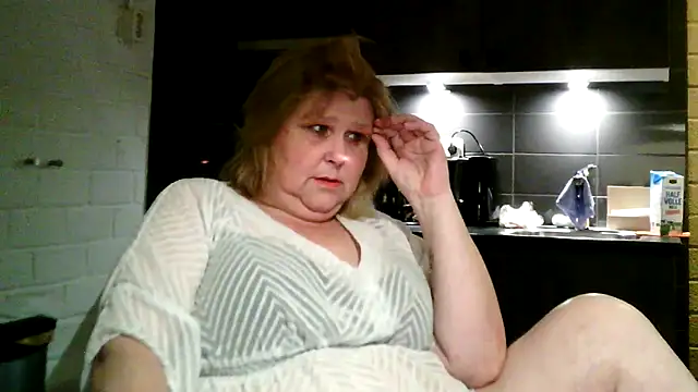 Sylviastar46 online show from 03-09-26, 06:34