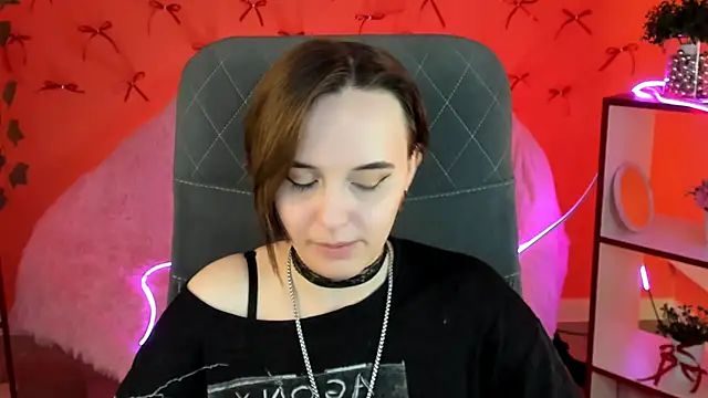 IreneBailey online show from 11-12-25, 09:10