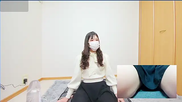 Snapshot of ema2025-1 chatting on 03-08-26, 05:00 ema2025-1 online show from 03-08-26, 05:00