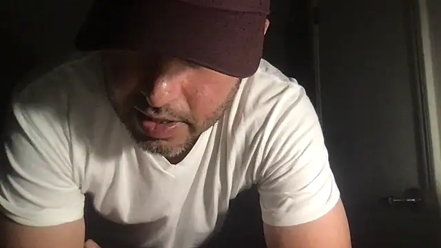 ezrah23 online show from 04-15-26, 09:05