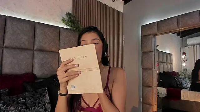 BrigitteVons online show from 12-20-25, 01:12