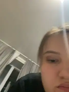 Regina Lynne online show from 11-25-25, 02:28