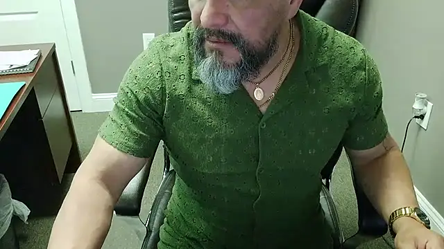 Snapshot of Chacho_1972 chatting on 07-14-26, 03:51 Chacho 1972 online show from 07-14-26, 03:51