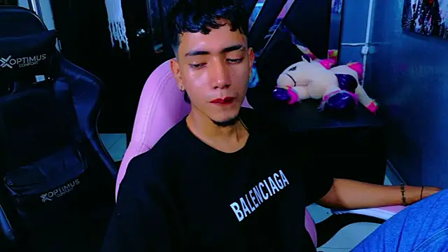 darwinandbrayann online show from 11-11-25, 10:32