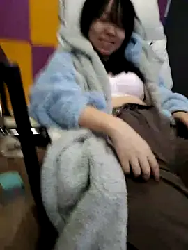 tingbeibi online show from 12-04-25, 02:10