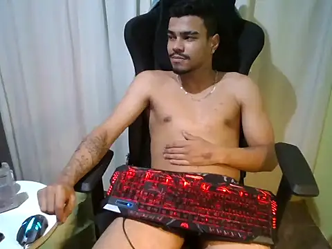 Snapshot of Joao_BRL chatting on 11-23-25, 02:44 Joao BRL online show from 11-23-25, 02:44