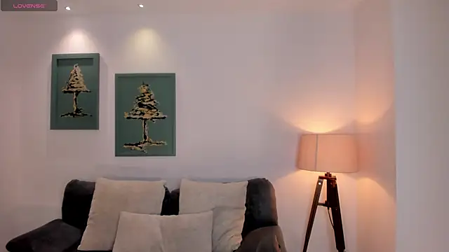 LaurentRosse1 online show from 02-03-26, 08:36