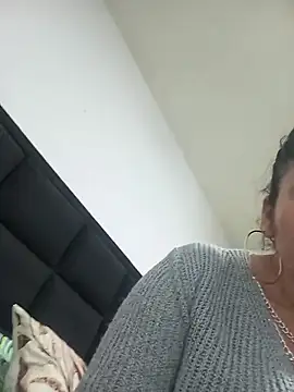 MaryRoze  online show from 05-24-26, 04:45