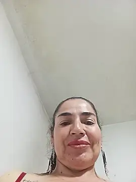 Snapshot of MaryRoze_ chatting on 07-05-26, 01:01 MaryRoze online show from 07-05-26, 01:01