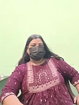 Snapshot of tamil_Nithya_J chatting on 07-04-26, 07:36 tamil Nithya J online show from 07-04-26, 07:36