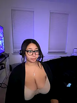 Snapshot of minha_baby chatting on 11-02-25, 12:24 minha baby online show from 11-02-25, 12:24