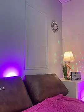 kittyblooms online show from 04-15-26, 01:29