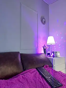 Snapshot of kittyblooms chatting on 05-05-26, 01:19 kittyblooms online show from 05-05-26, 01:19