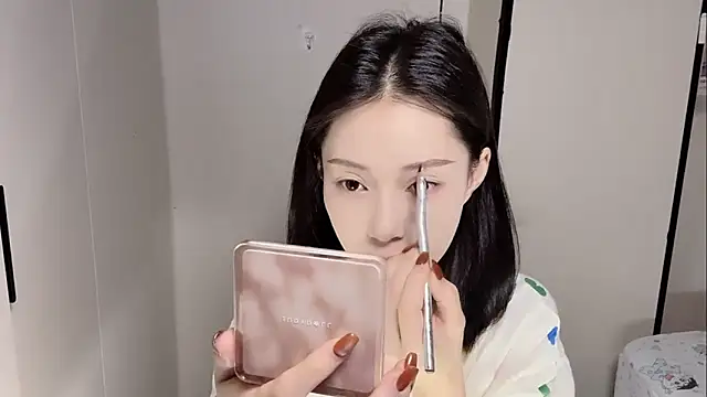 yuyu-33 online show from 11-25-25, 01:27